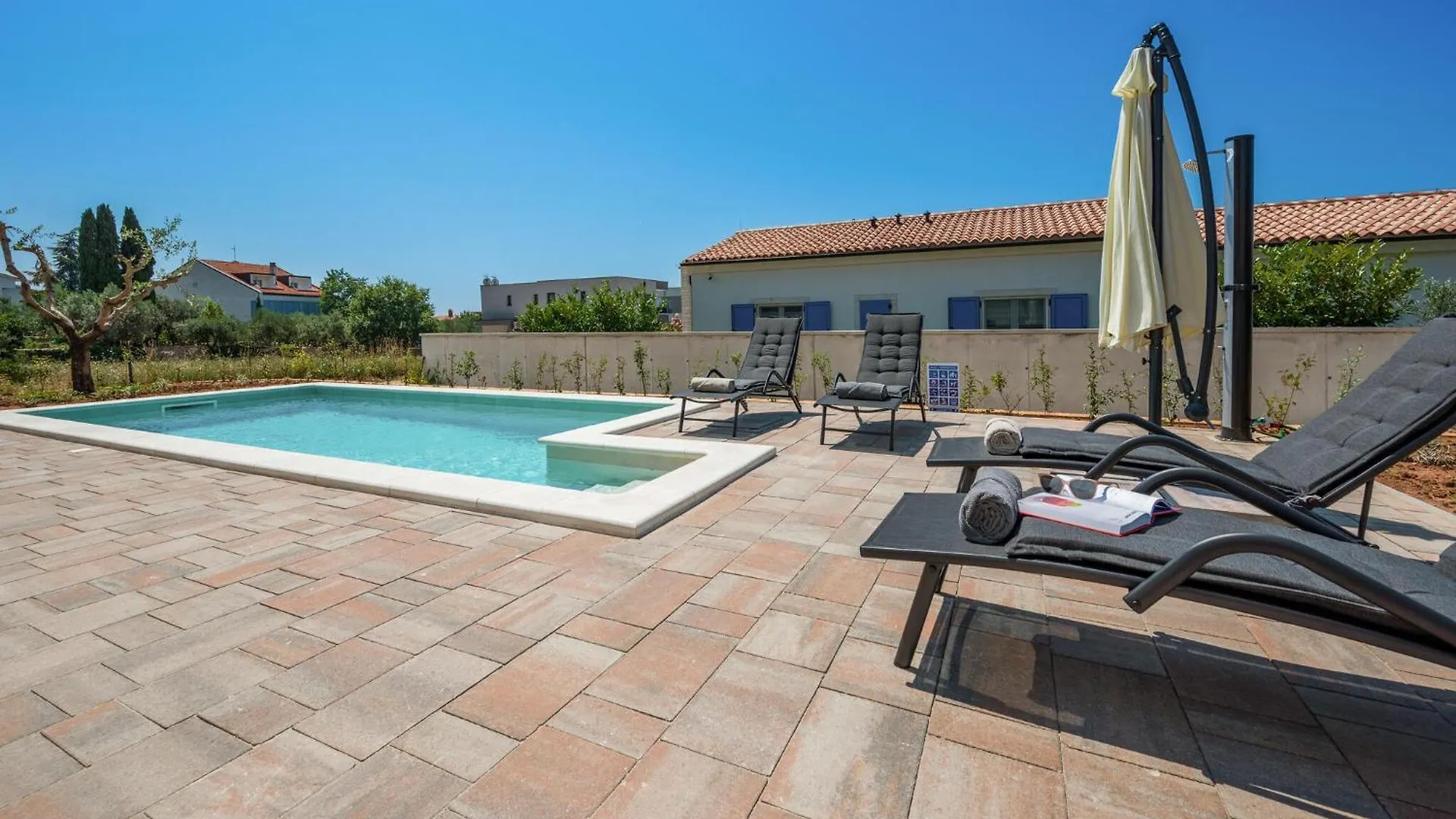 2 Bedroom Beautiful Home In فودنيان كرواتيا